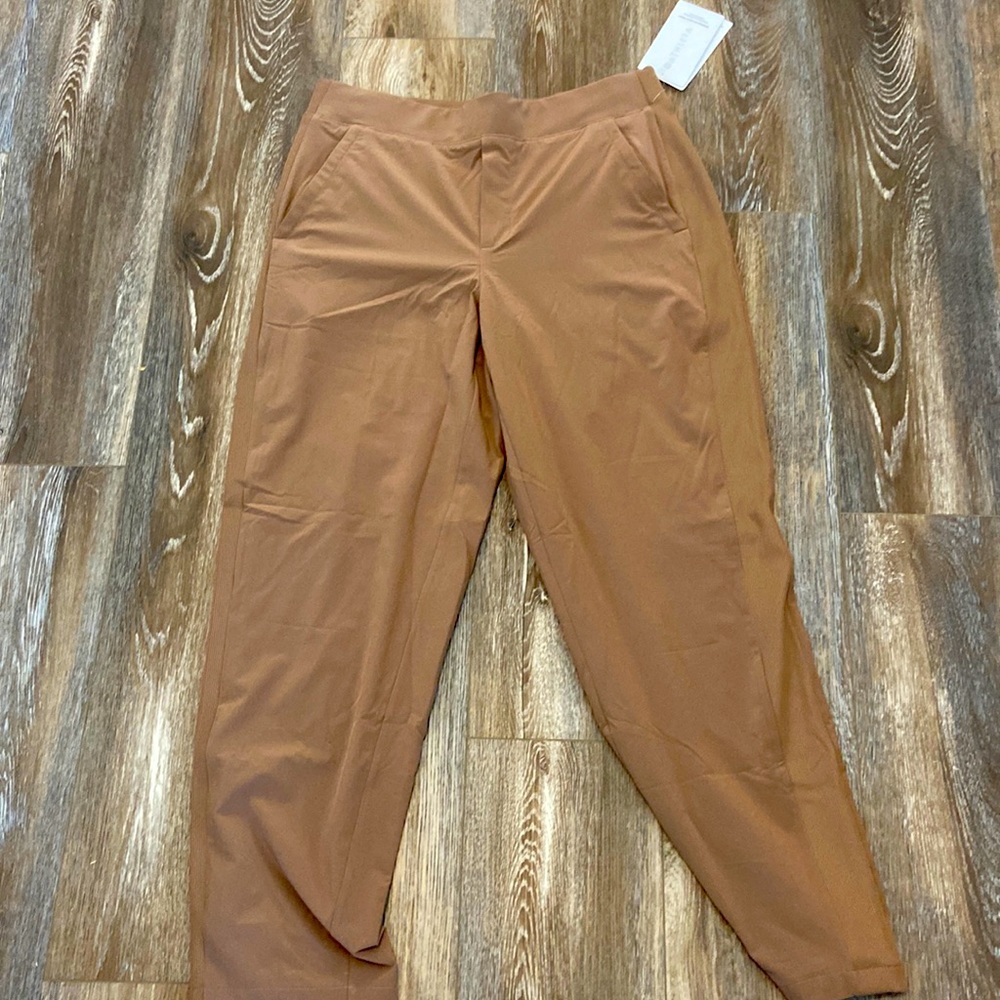 New with tags athleta Brooklyn lined pants 10